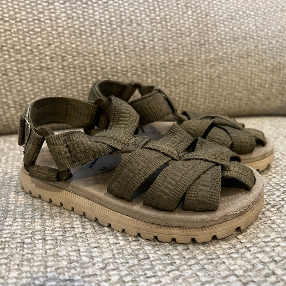 Zara baby fisherman sandals
